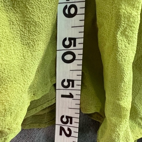 Harari, Soft Lime, Silk Blend w/Silk Ruffled Swing Hem, Excellent Condition, XS - Picture 16 of 16